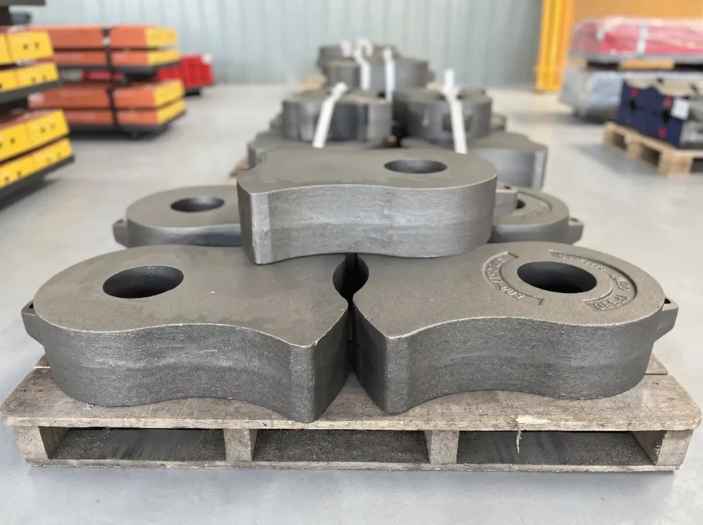 heavy-duty-crusher-hammers Heavy-duty crusher hammers for cement and limestone crushing applications